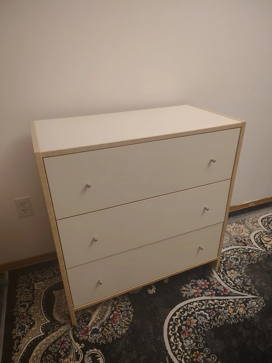 White 3-Drawer Dresser