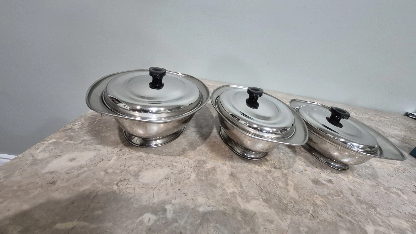 Brand new Stainless Steel 3 pices Serving Dish Set with Lids - photo 2