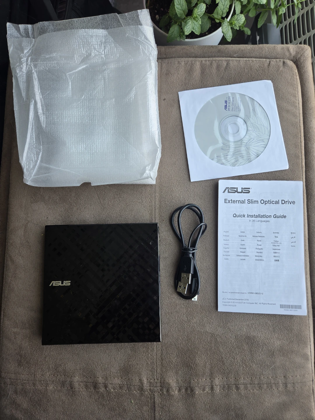 ASUS SDRW-08D2S-U External Slim DVD-RW Drive - photo 2
