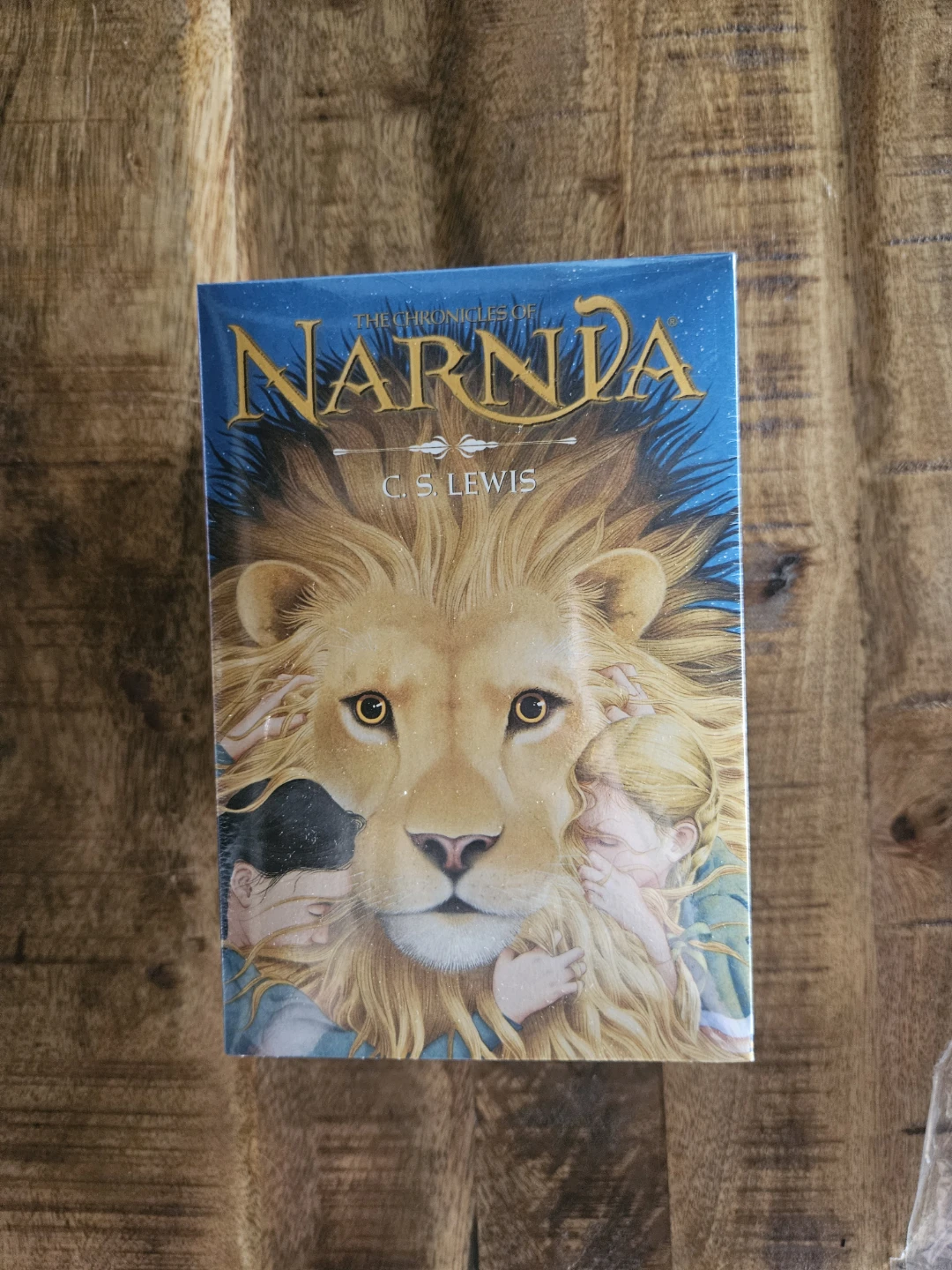 The chronicles of Narnia box set with trivia book (unopened)