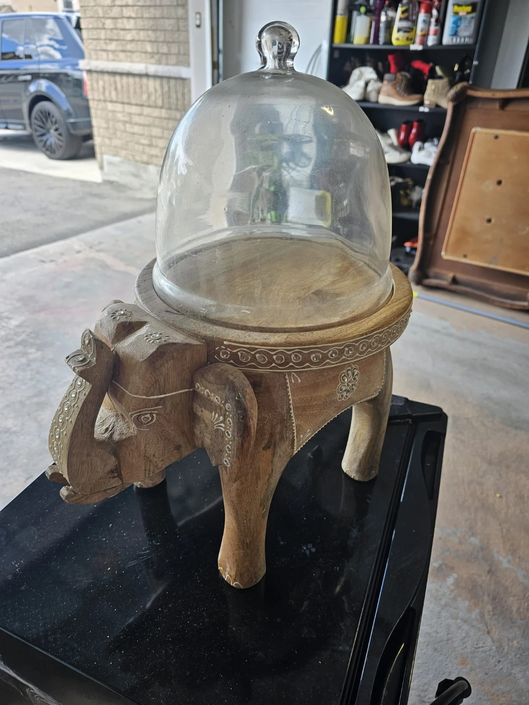 Wooden Elephant Display Stand with Glass Dome - photo 2