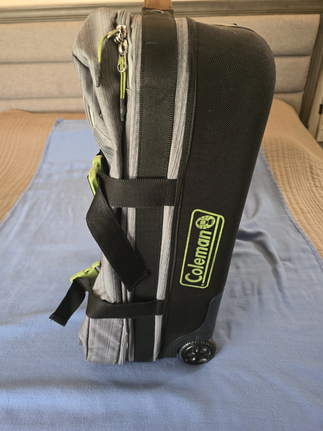 Coleman Rolling Luggage Bag - photo 2
