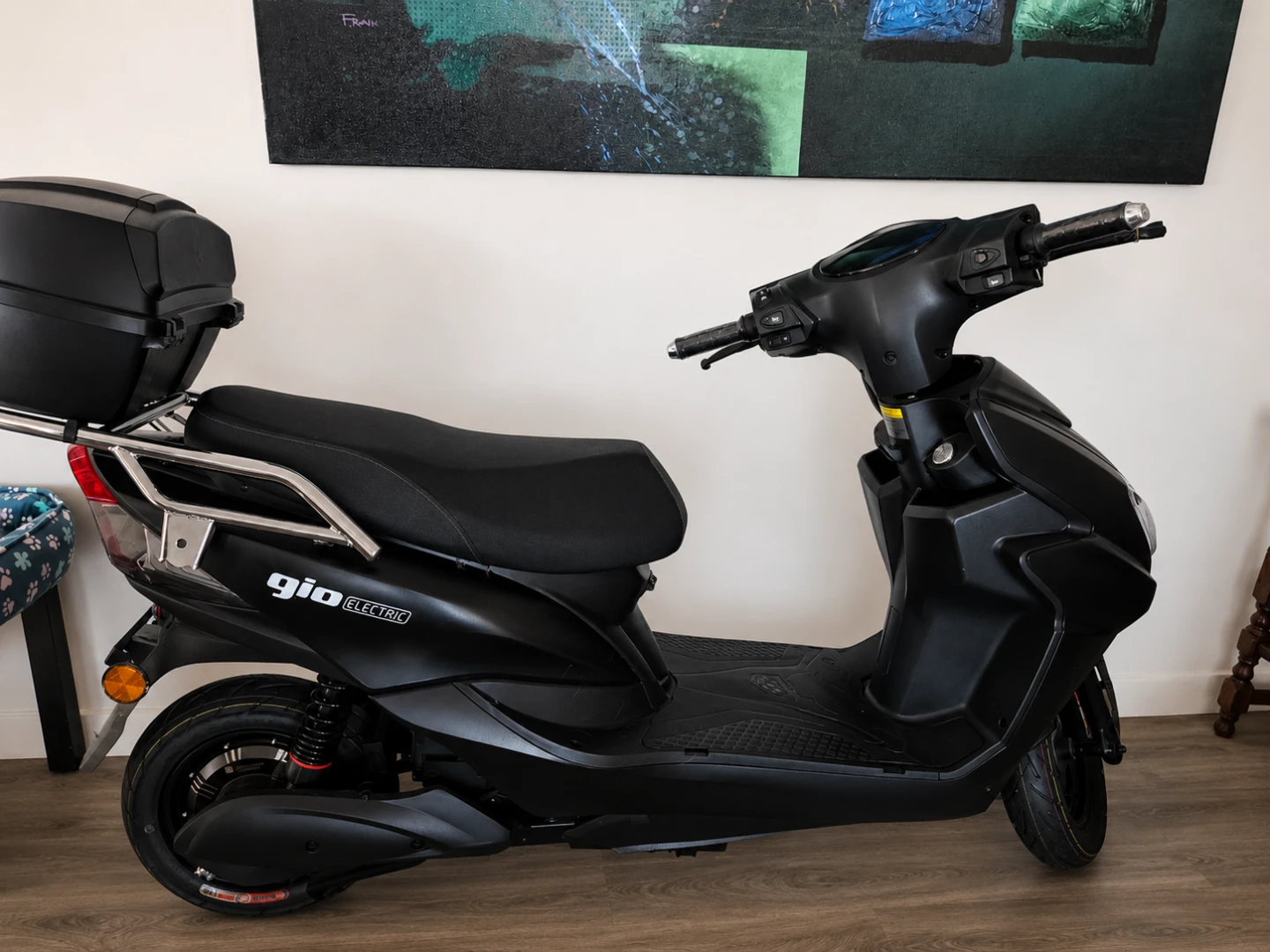 GIO phoenix PRO Electric Scooter never driven