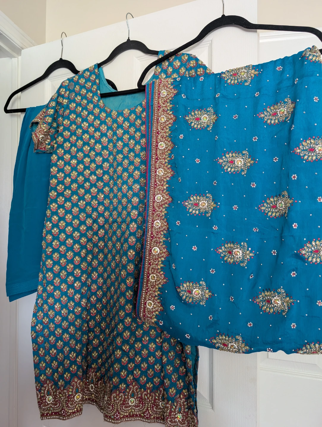 Embellished Teal Salwar Kameez Dupatta Set - photo 3