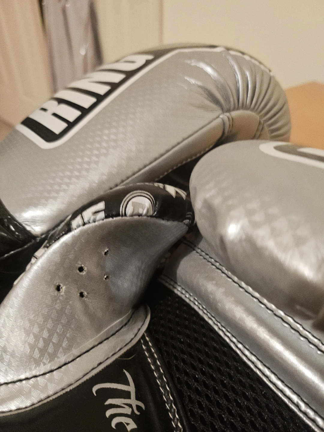 Ringside Boxing Gloves (L-XL) - photo 3