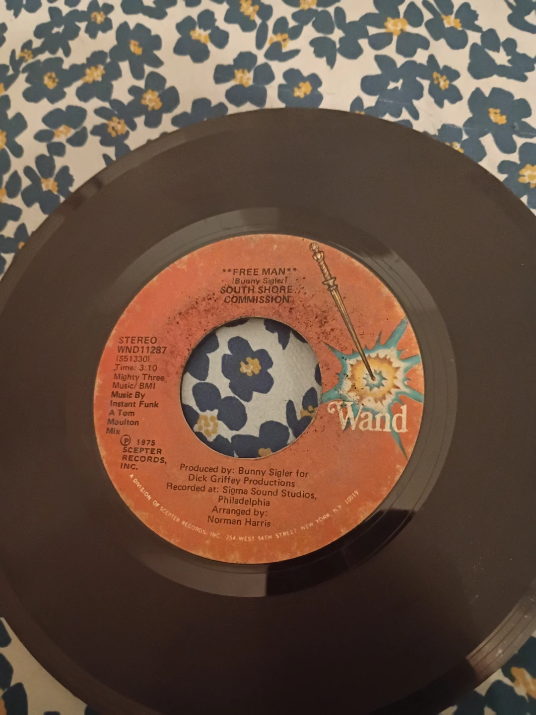 South Shore Commission Free Man 7" Vinyl Single