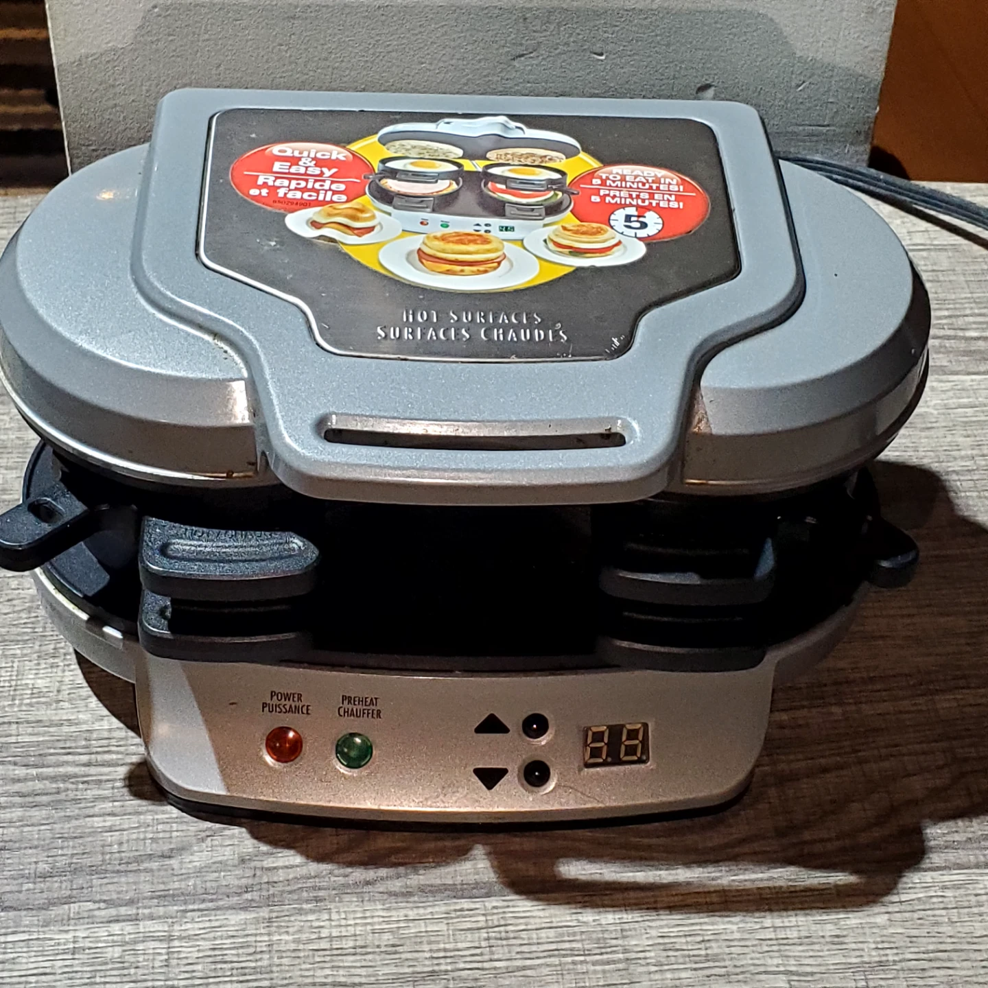 Hamilton Beach Breakfast Sandwich Maker - photo 2