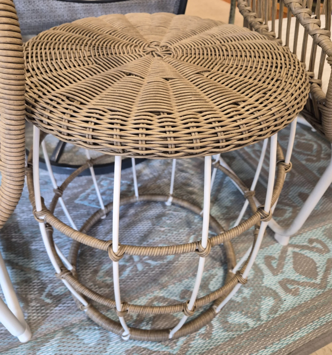 New 3 piece Wicker Accent Chairs with Cushions and side table - photo 5