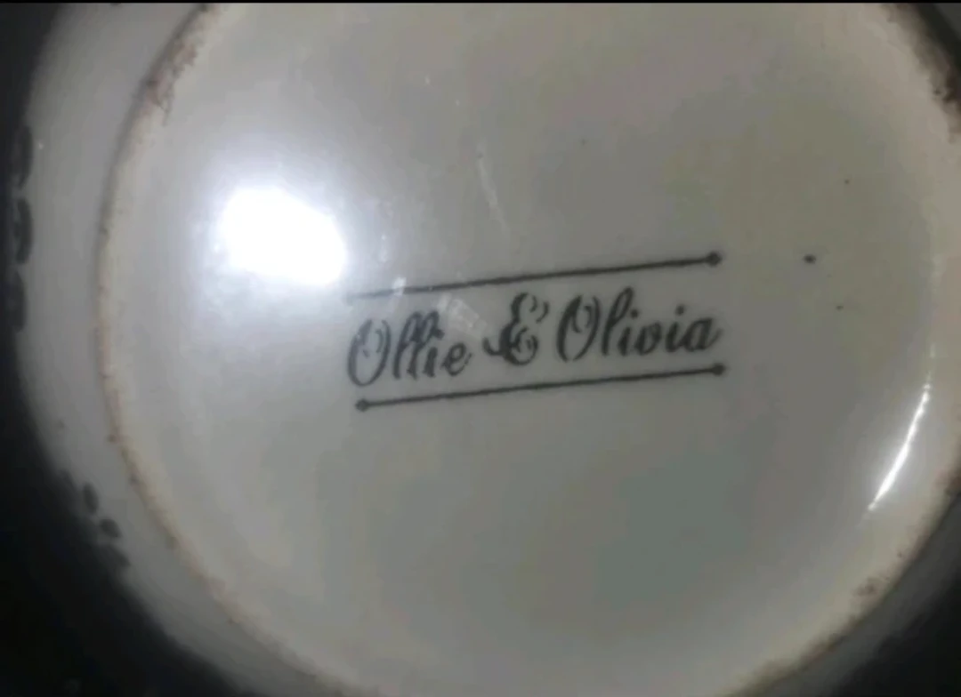 Ollie & Olivia Ceramic Mug