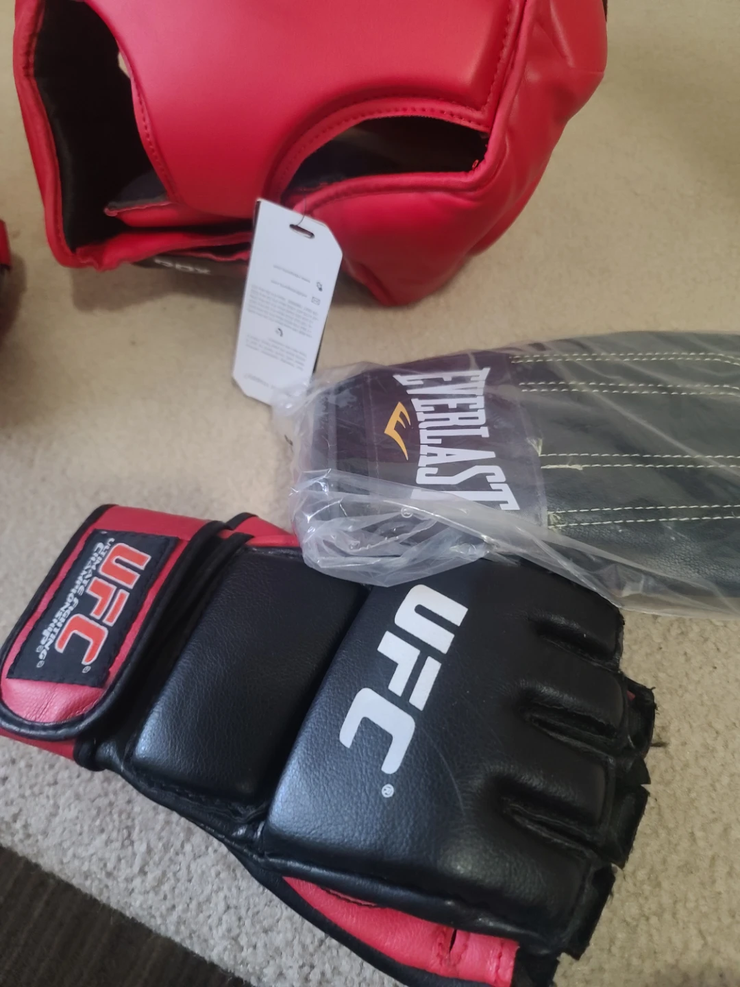 RDX & UFC Boxing Headgear and Gloves - photo 5
