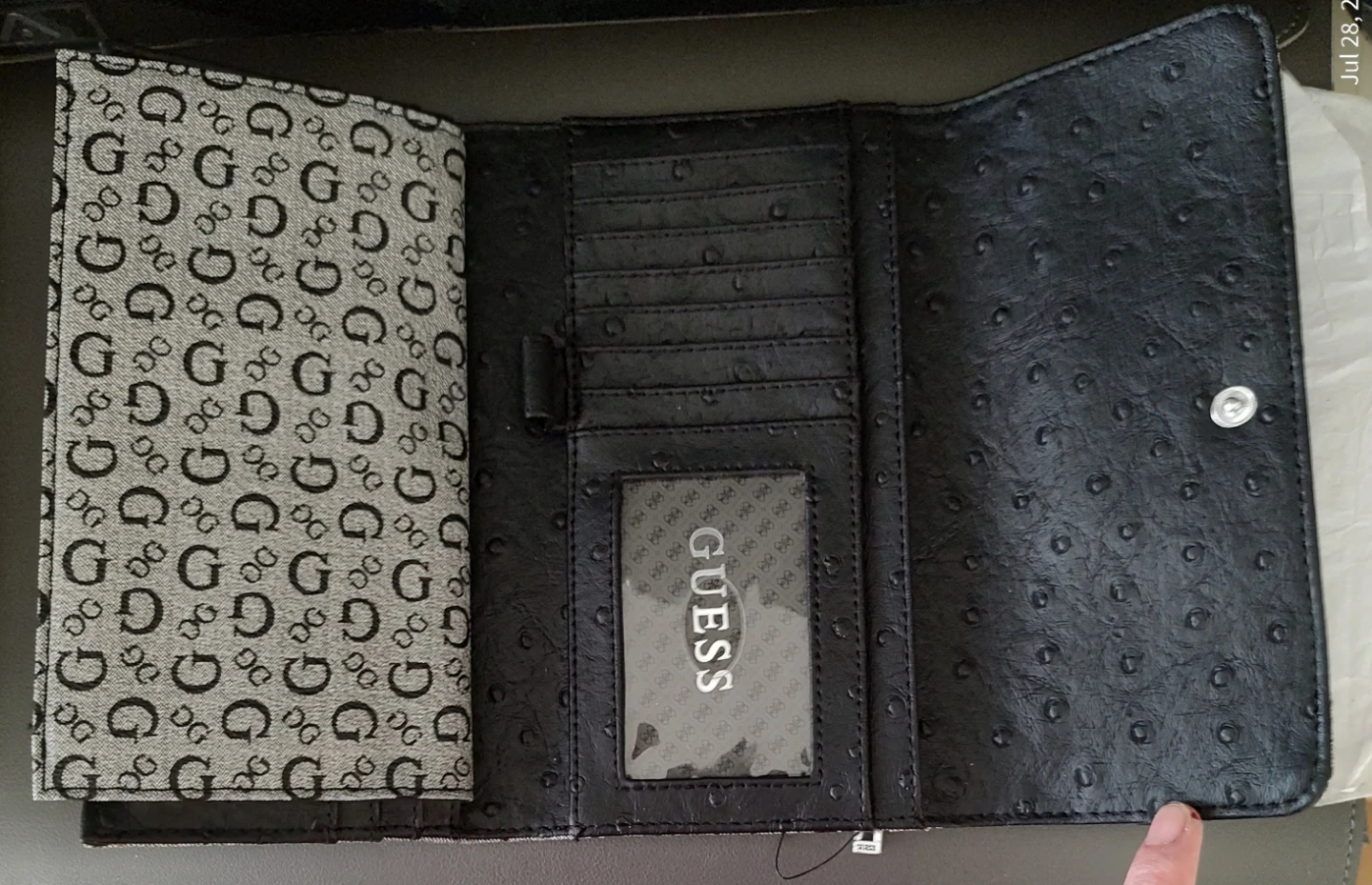 Guess Wallet - photo 3