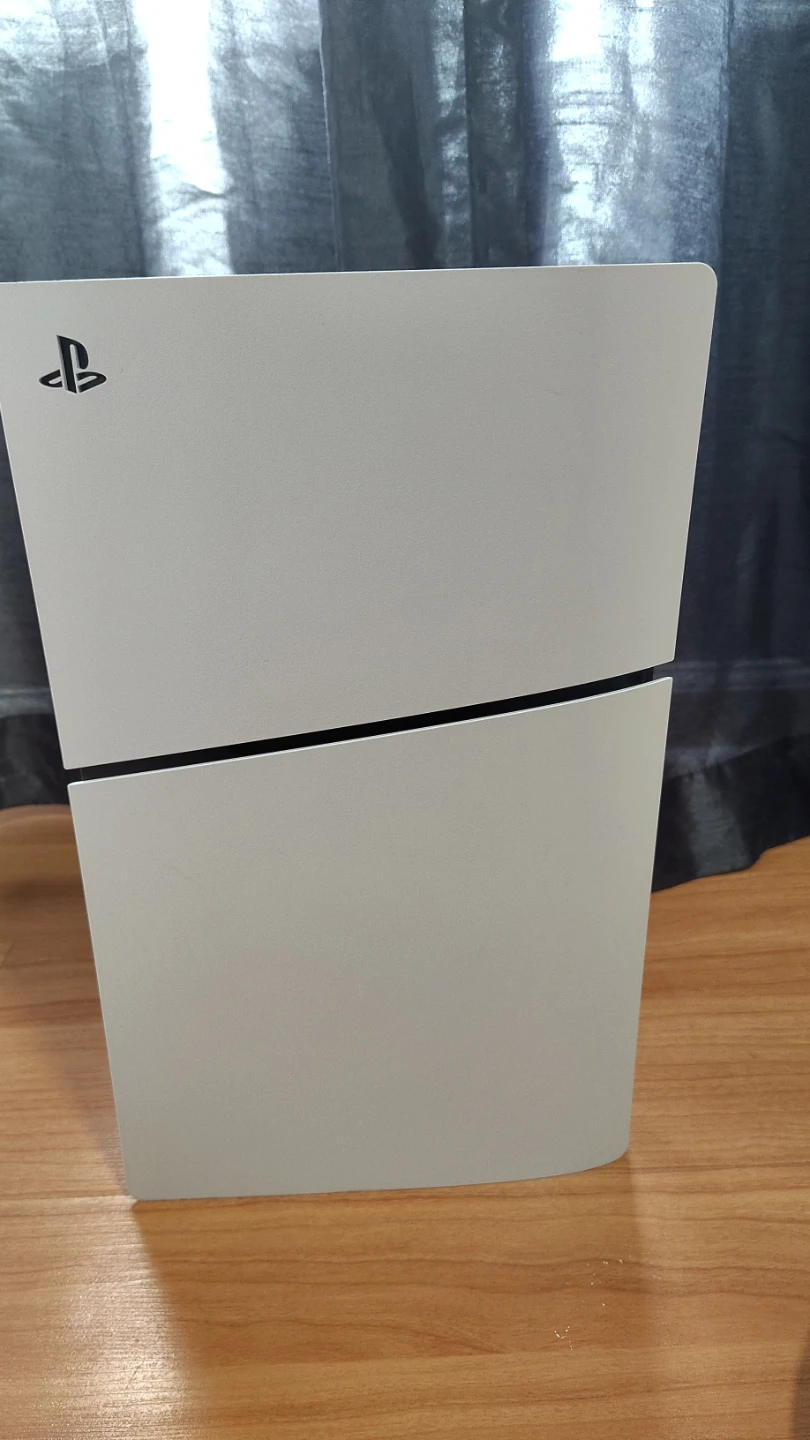 PlayStation 5 Console and DualSense Controller and 4 games 1tb - photo 5