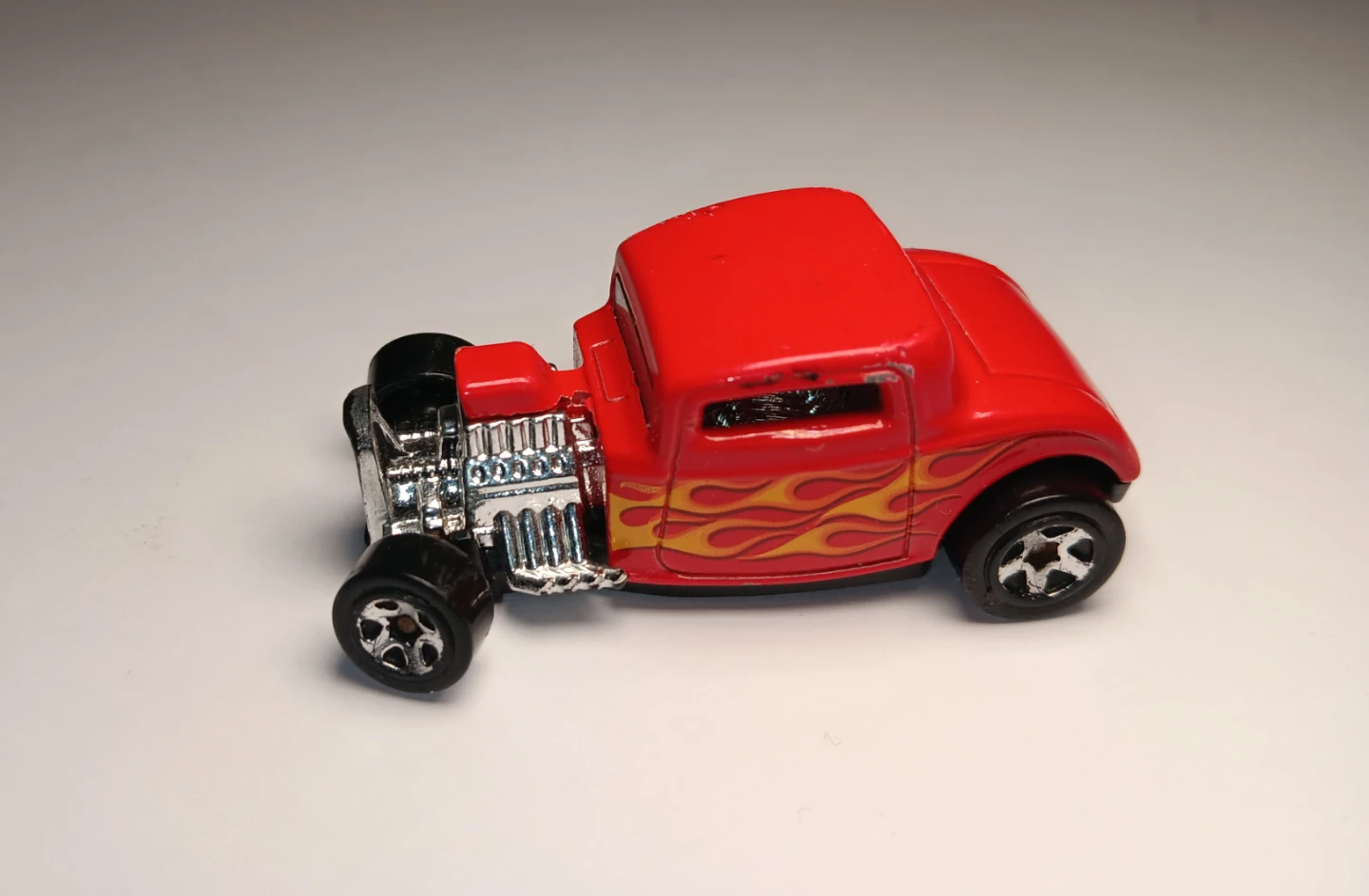 HOTWHEELS 1997 '32 Ford Collectible - photo 2