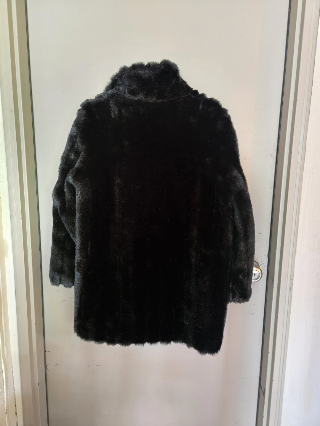 Black Faux Fur Coat - photo 2