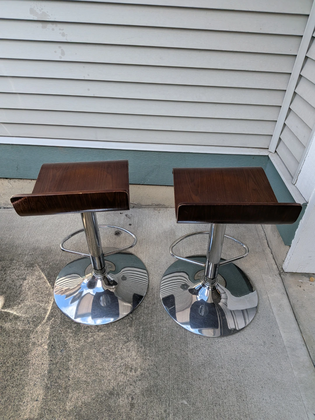 2 bar stools - photo 2