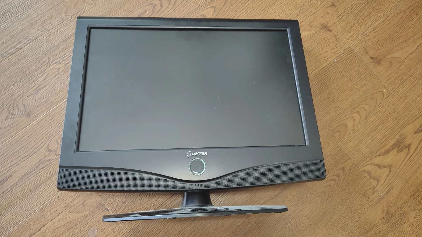DAYTEK DK-191 19 Inch Flat Panel LCD Display - photo 3