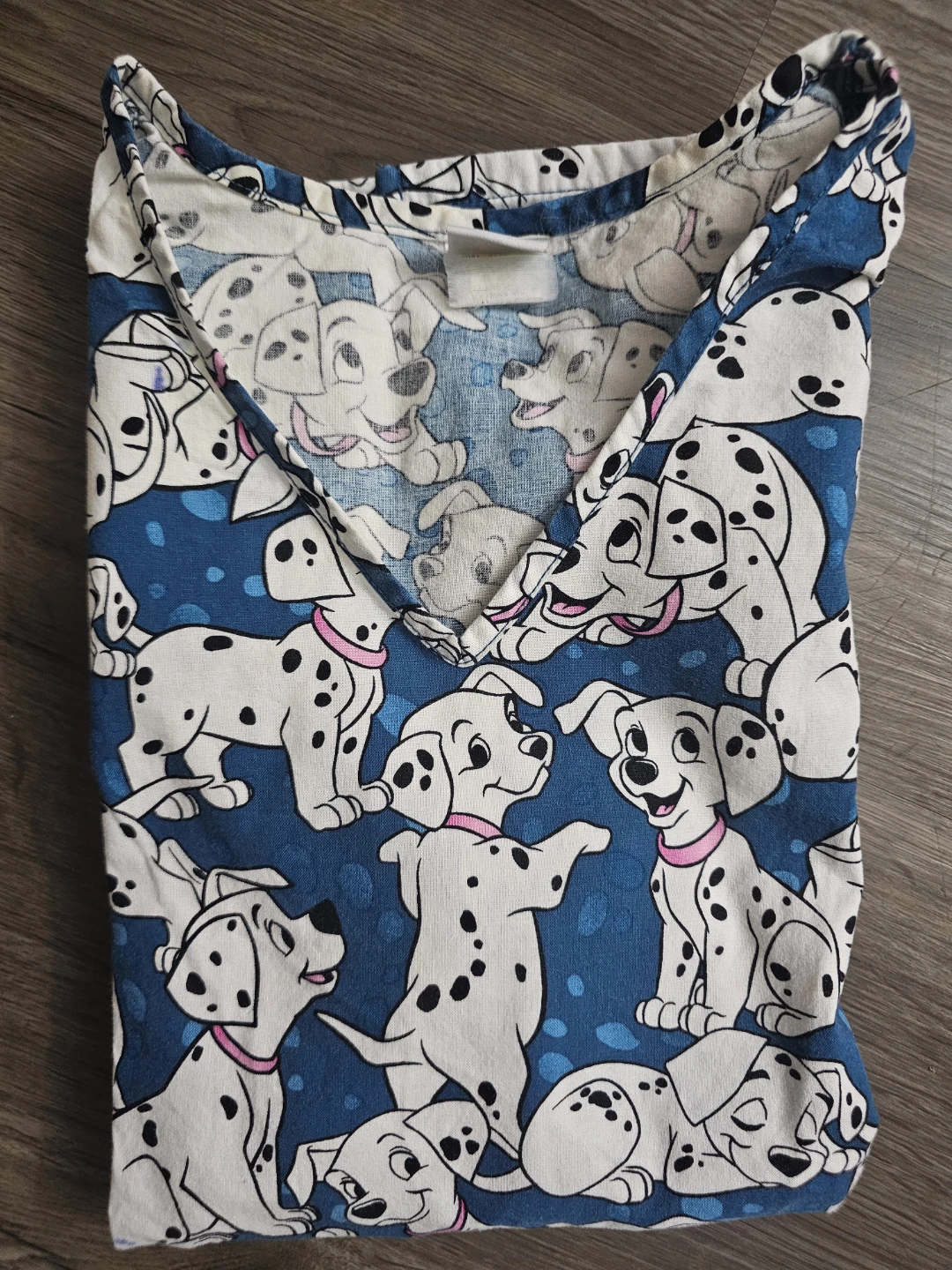 Disney 101 Dalmatians Scrub Top - photo 2