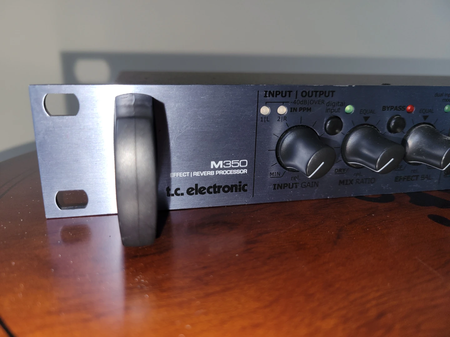 t.c. electronic M350 Effect/Reverb Processor - photo 2