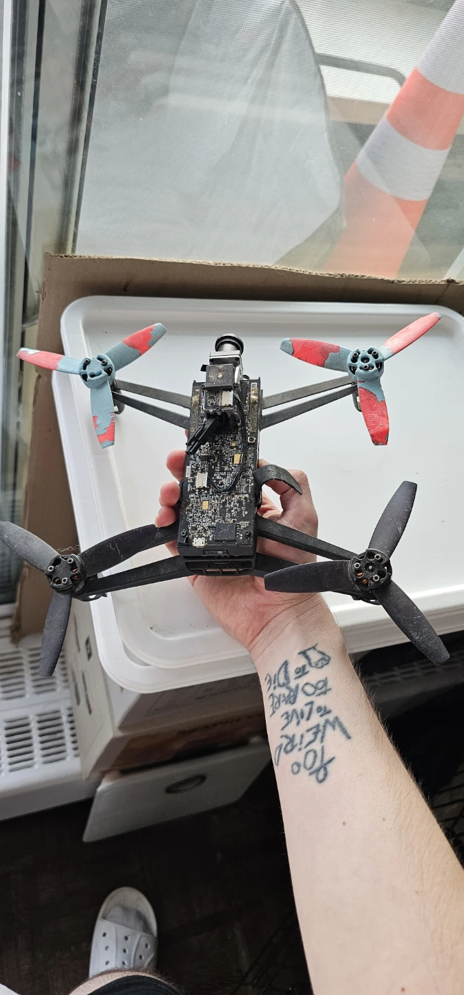 Parrot Drone for parts (maybe works idk)
