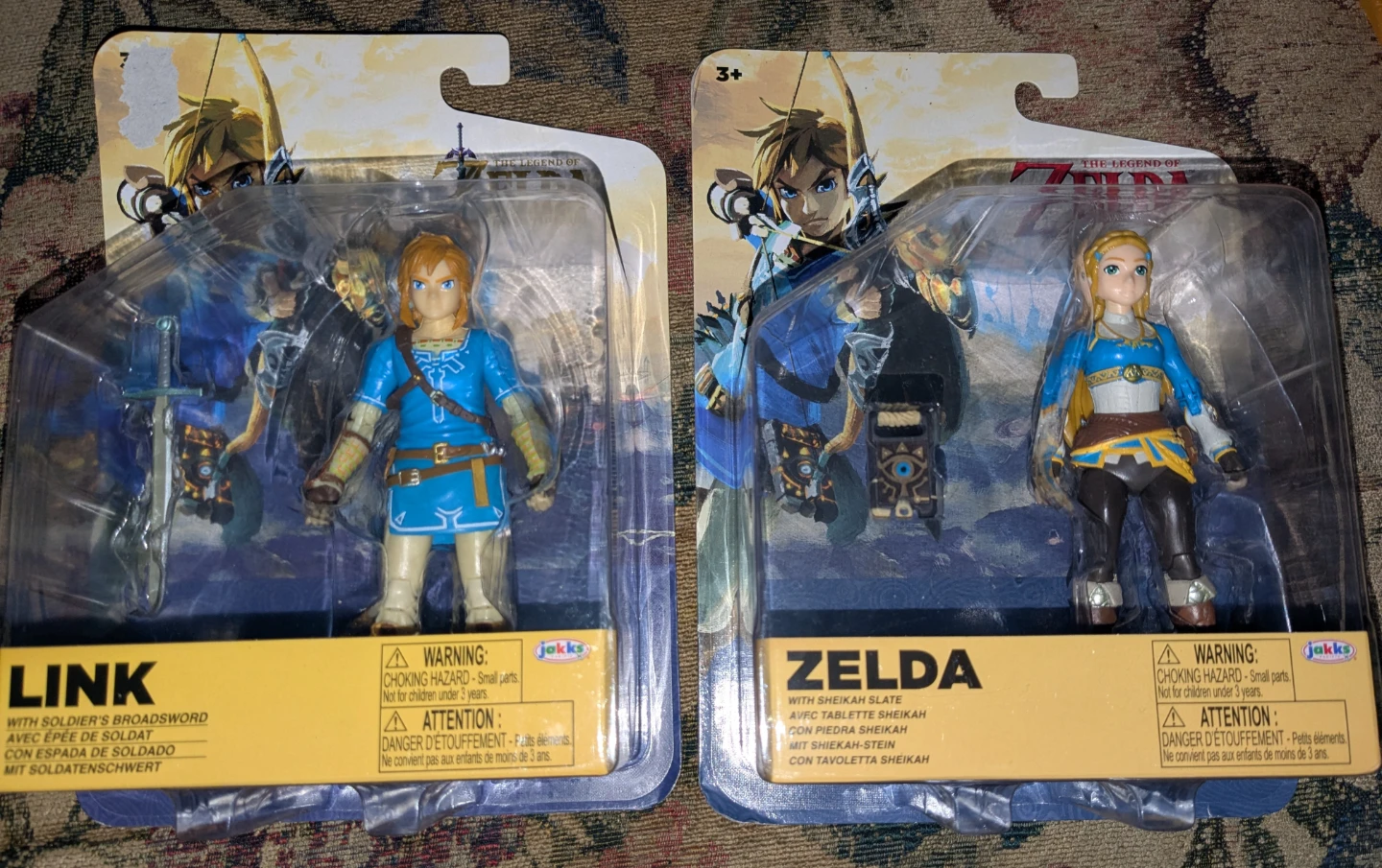 Link and Zelda Breath of the Wild Jakks Pacific Figures