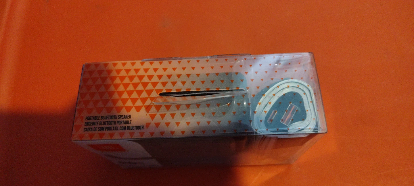 JBL Portable Bluetooth Speaker - photo 3