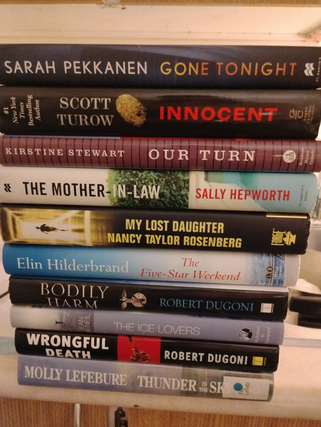 10x Hardcover Newish Mystery Novels ($300+ in retail value)