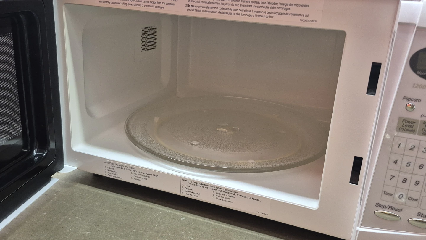 Panasonic NN-SA636W Microwave Oven - photo 5