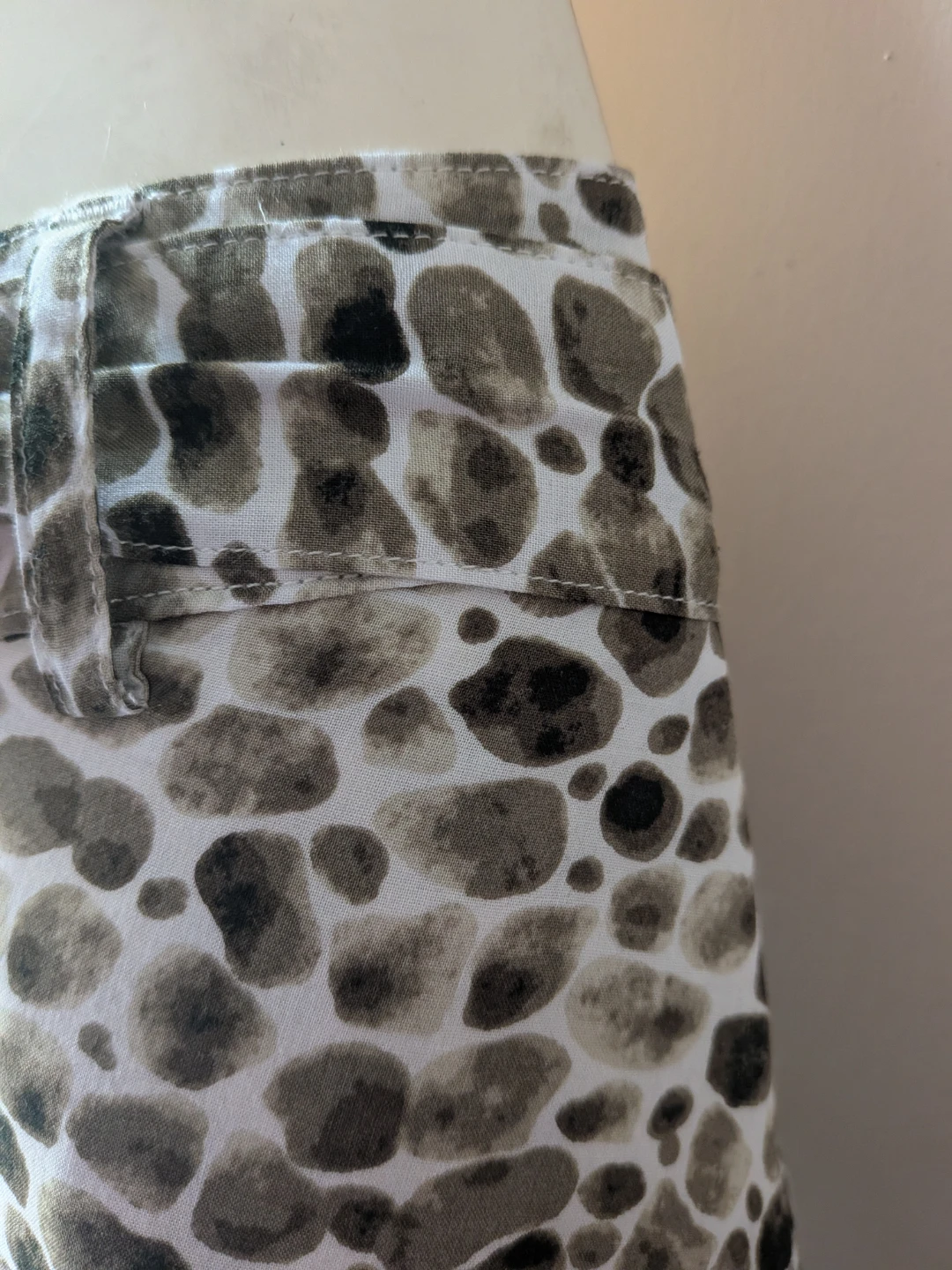 Olsen Animal Print Button-Front Midi Skirt sz MEDIUM - photo 4