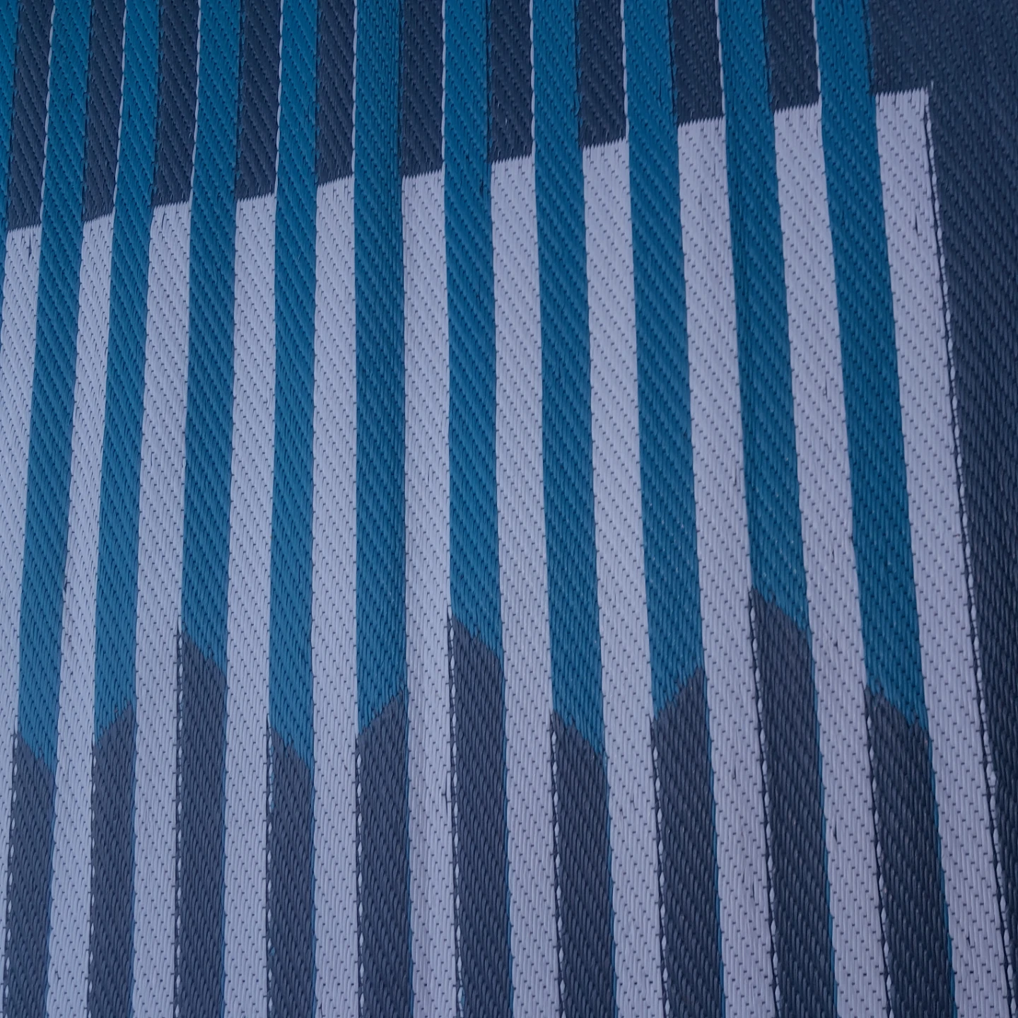 Outdoor Area Rug - photo 3