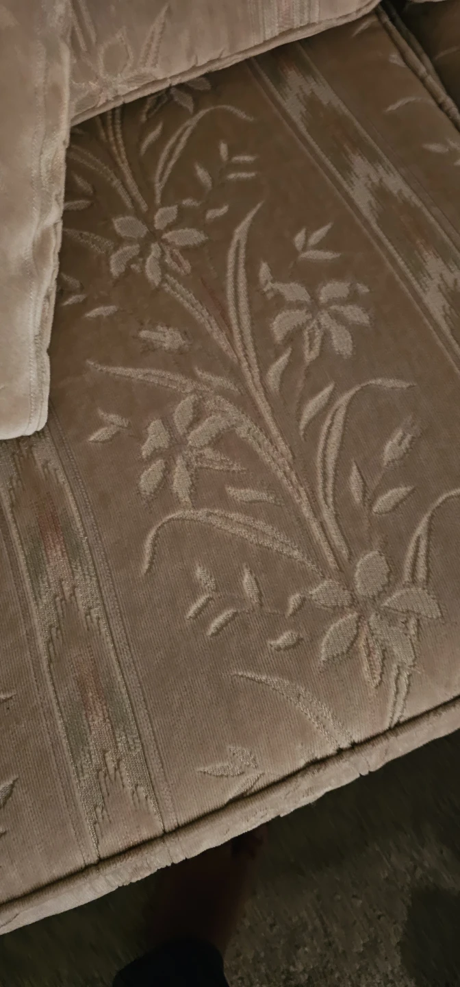 Floral Upholstered Sofa - photo 3