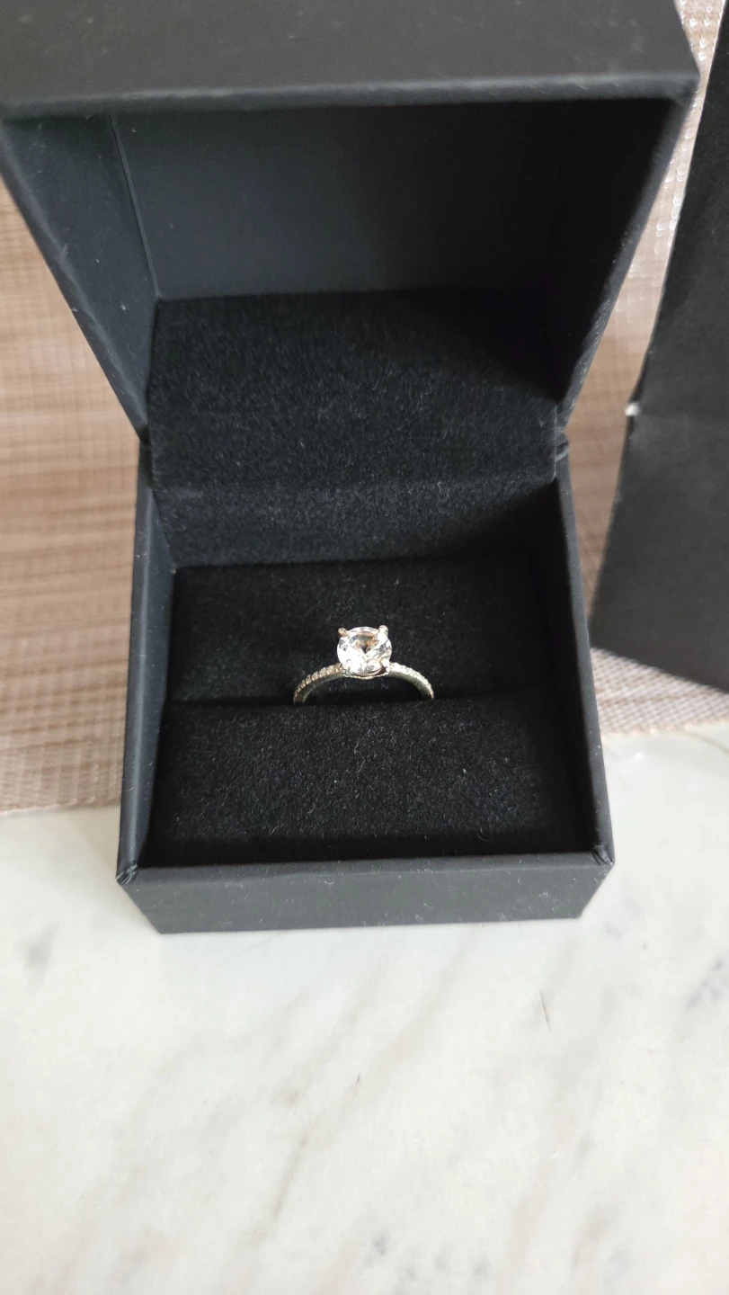 10k Gold Ring w. a Lab-created Sapphire Stone & Natural Diamonds - photo 2