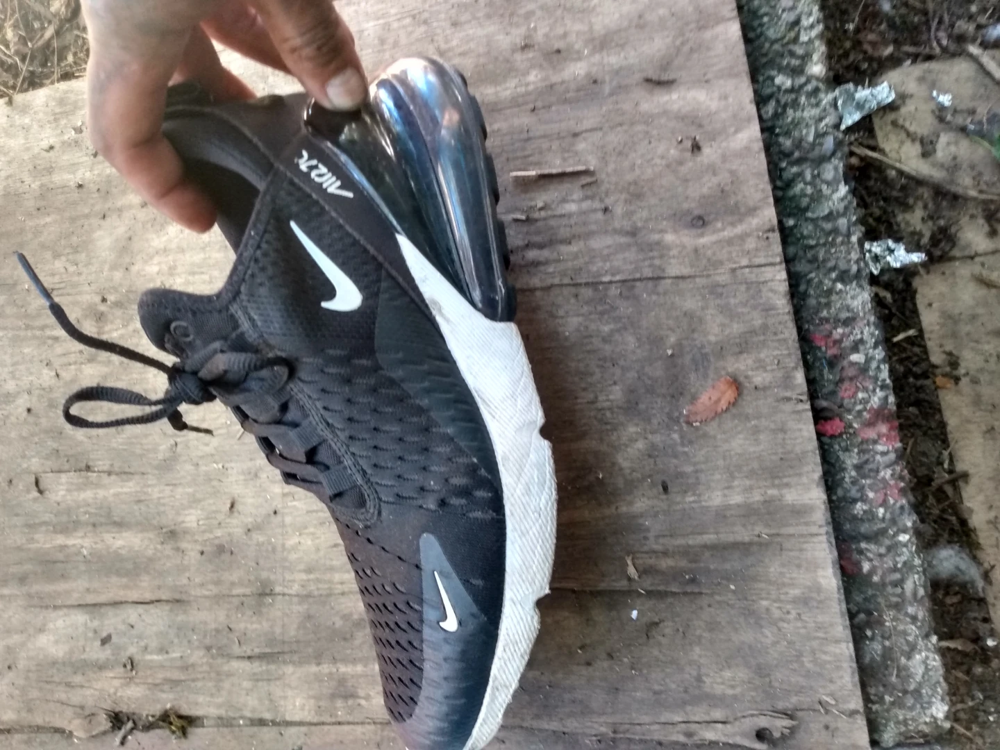 Nike Air Max 270 Men's Shoes