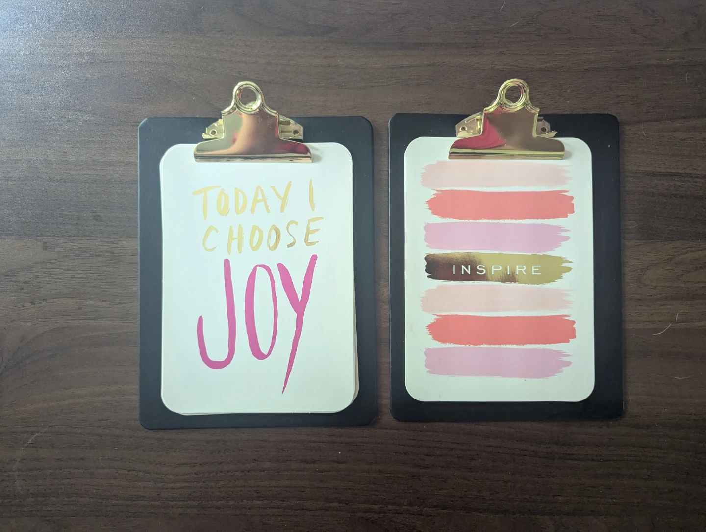 Set of two clipboards with prints