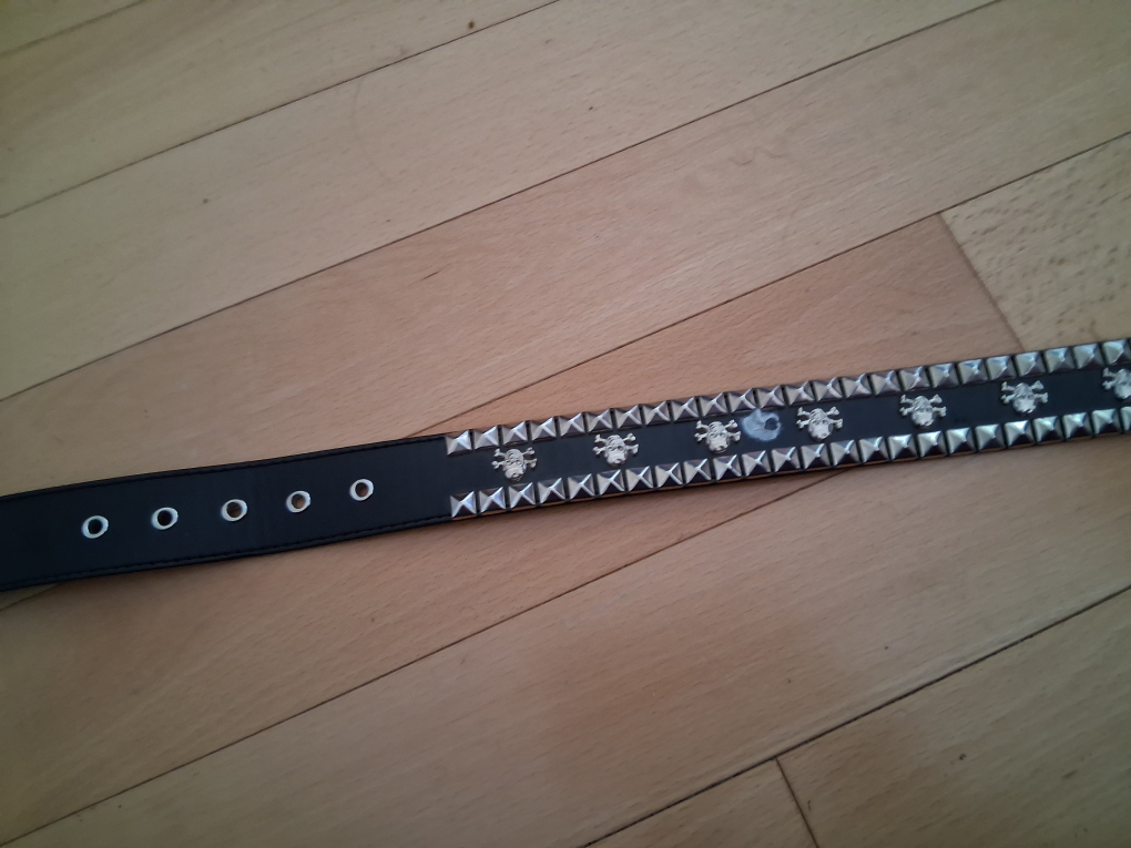 Black Studded Skull Belt