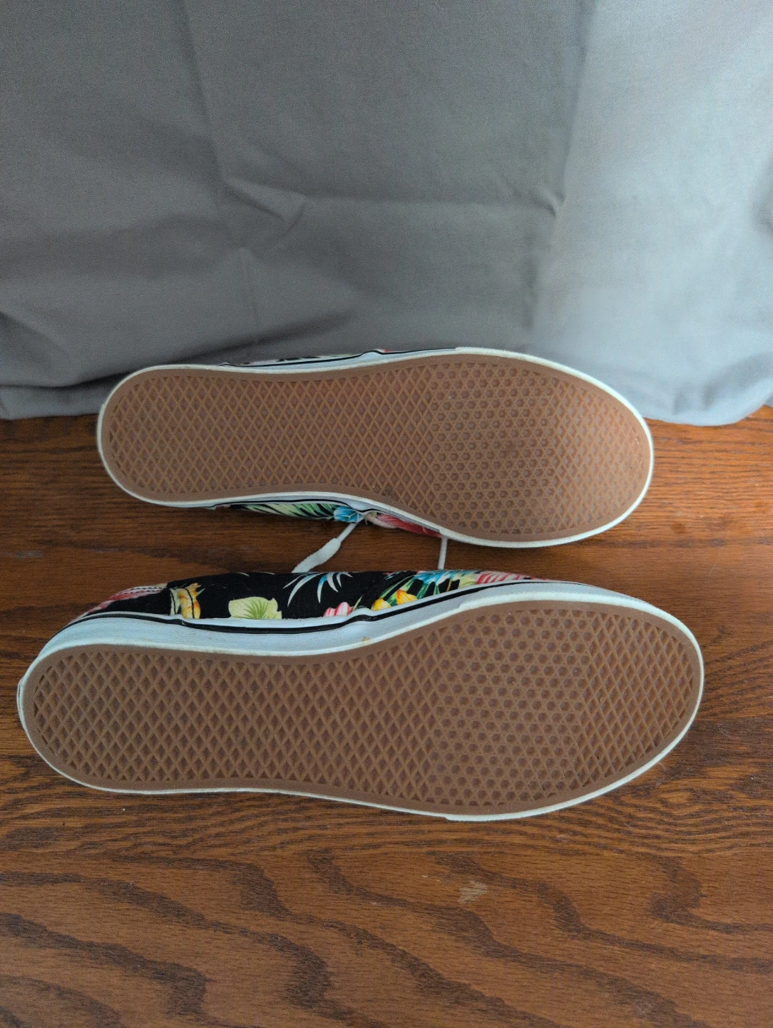 Vans "Tropical" Low Top Sneakers - photo 3
