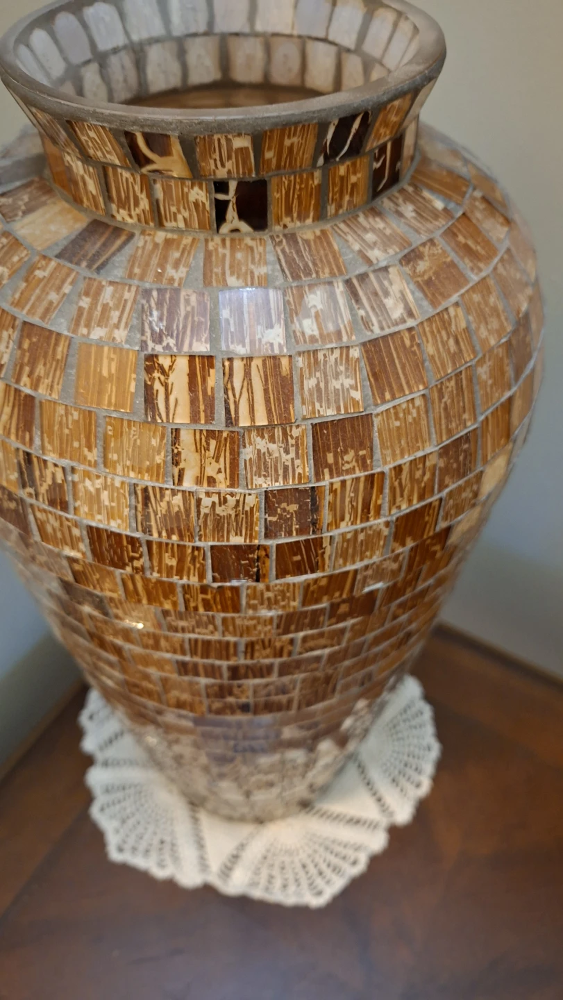 Large Mosaic Vase - photo 2