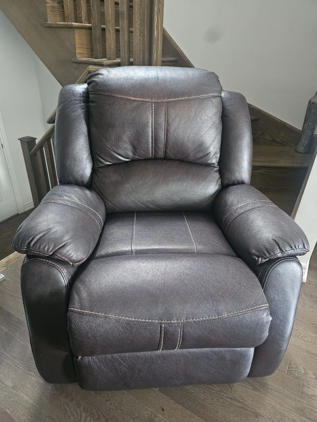 Brown Faux Leather Recliner Chair - photo 3