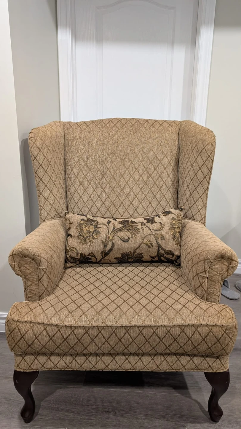 Comfortable Sofa Set for Sale - photo 4