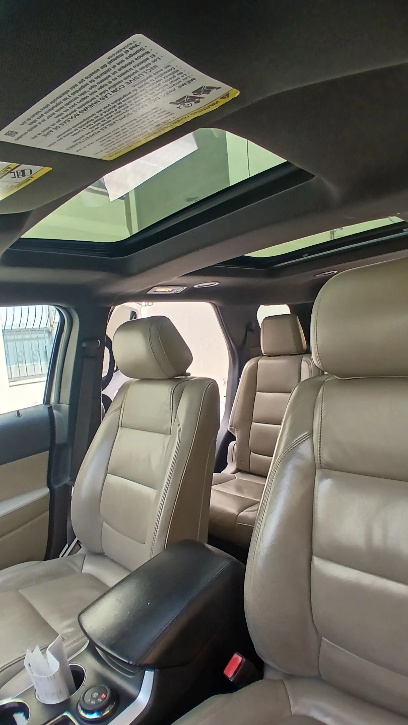 Ford Explorer Owner's Manual Set - photo 4