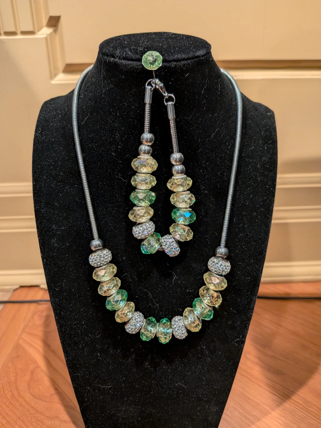 Beaded Necklace and Bracelet Set