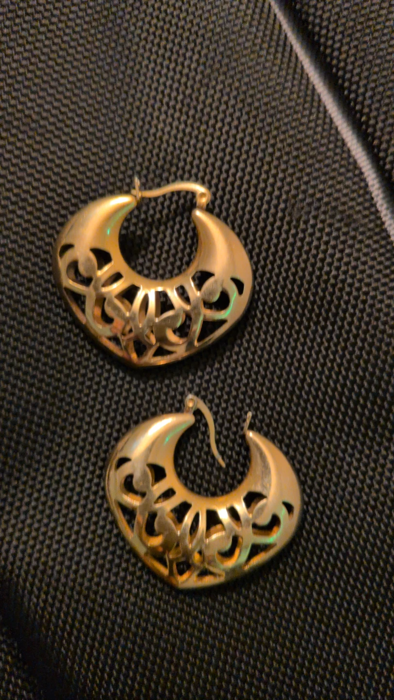 Gold Tone Hoop Earrings with Filigree Design