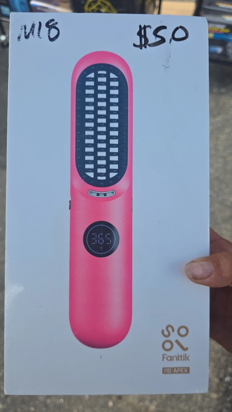 Fanttik 110 APEX Hair Straightener Brush