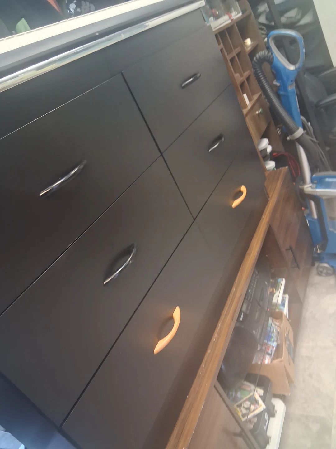 Black 6-Drawer Dresser - photo 2