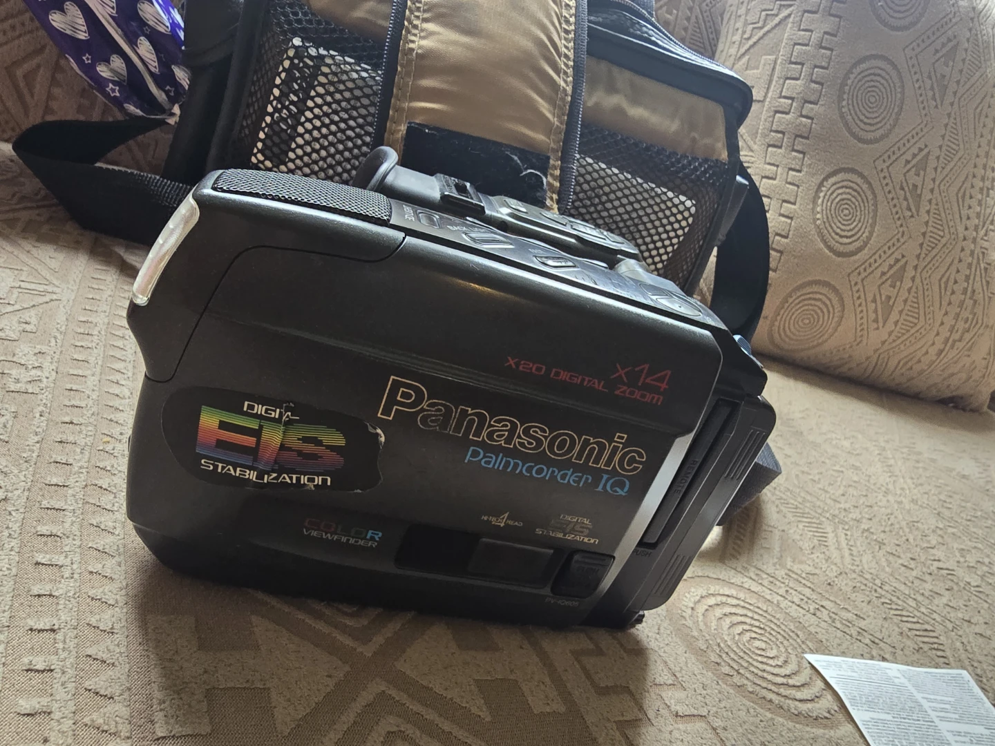 Panasonic Palmcorder IQ Camcorder with Bag - photo 2