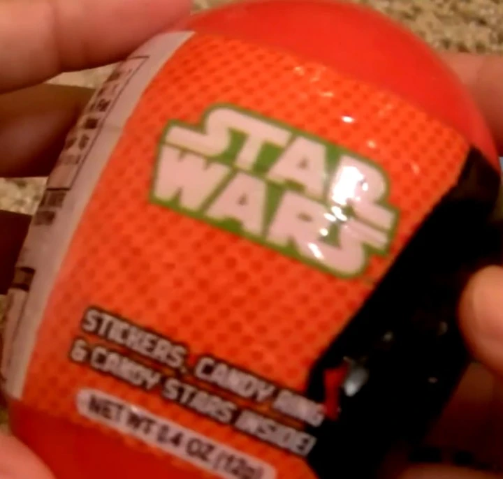 Star Wars Egg with Stickers, Candy Ring, and Candy Stars