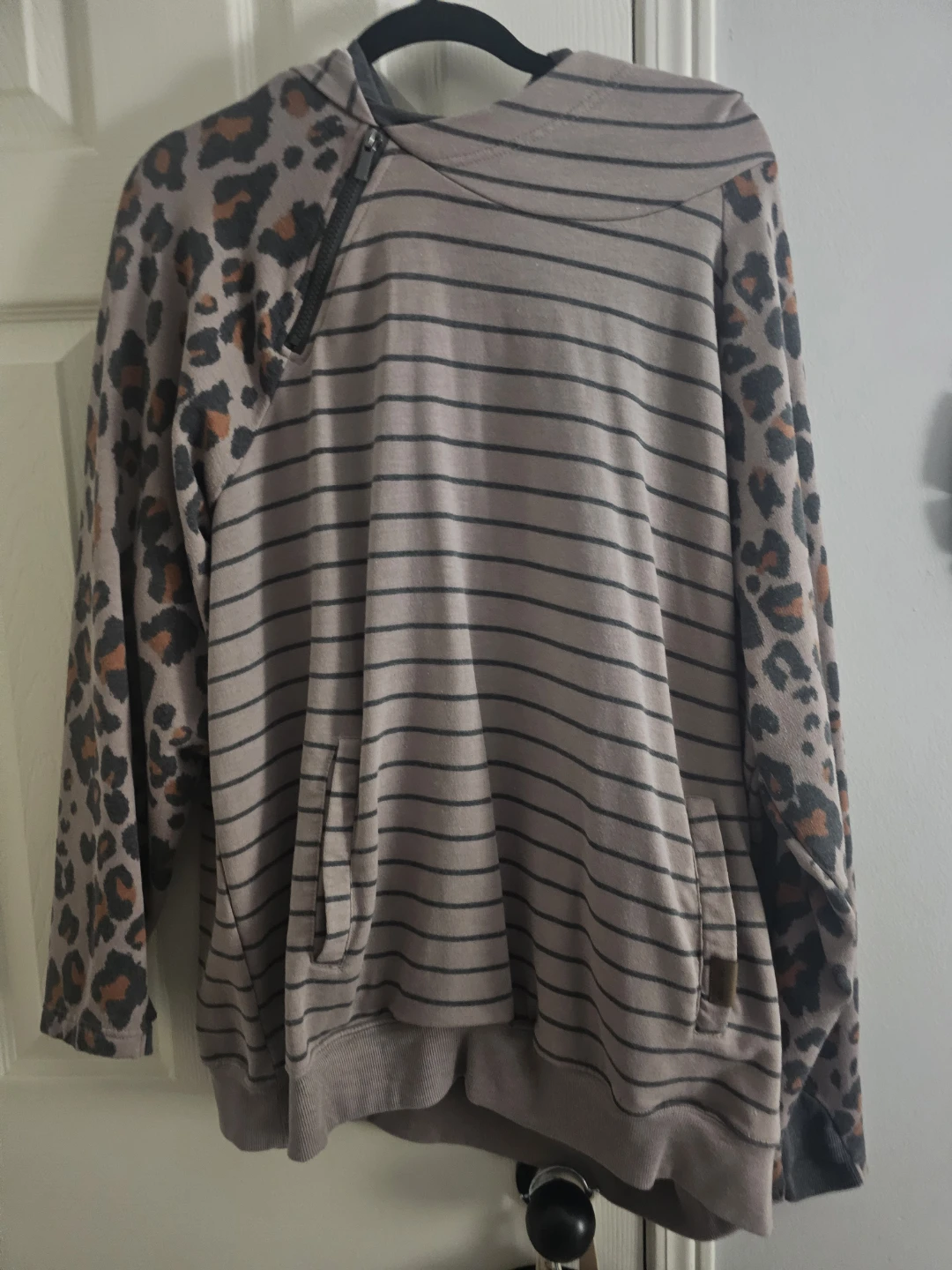 Women's Striped & Leopard Print Hoodie