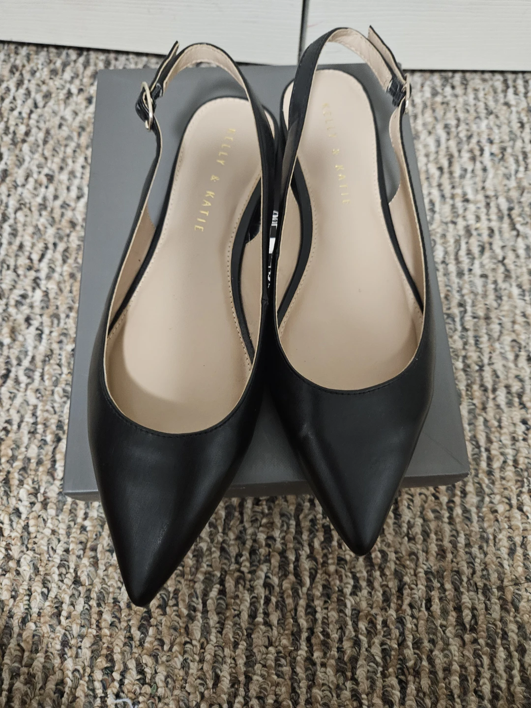 Black sling back low heel size 8M women