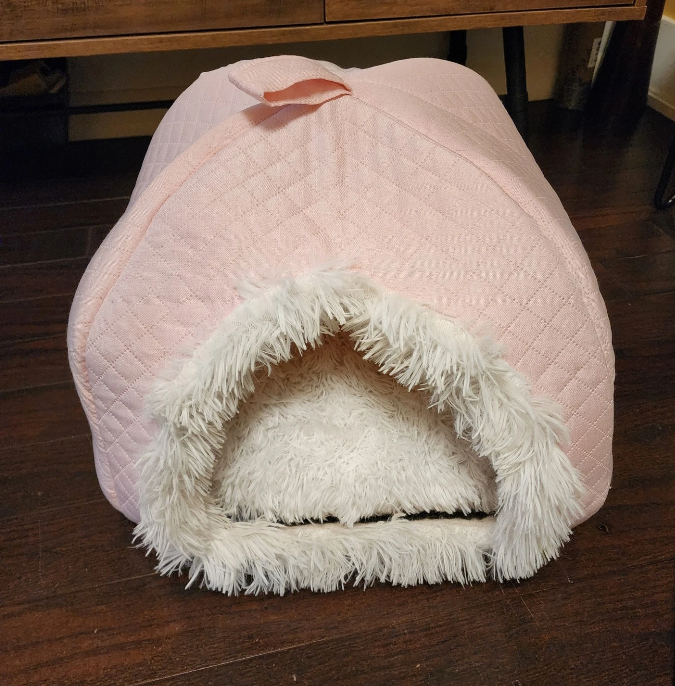 Pink Quilted Pet Bed with Fluffy Trim