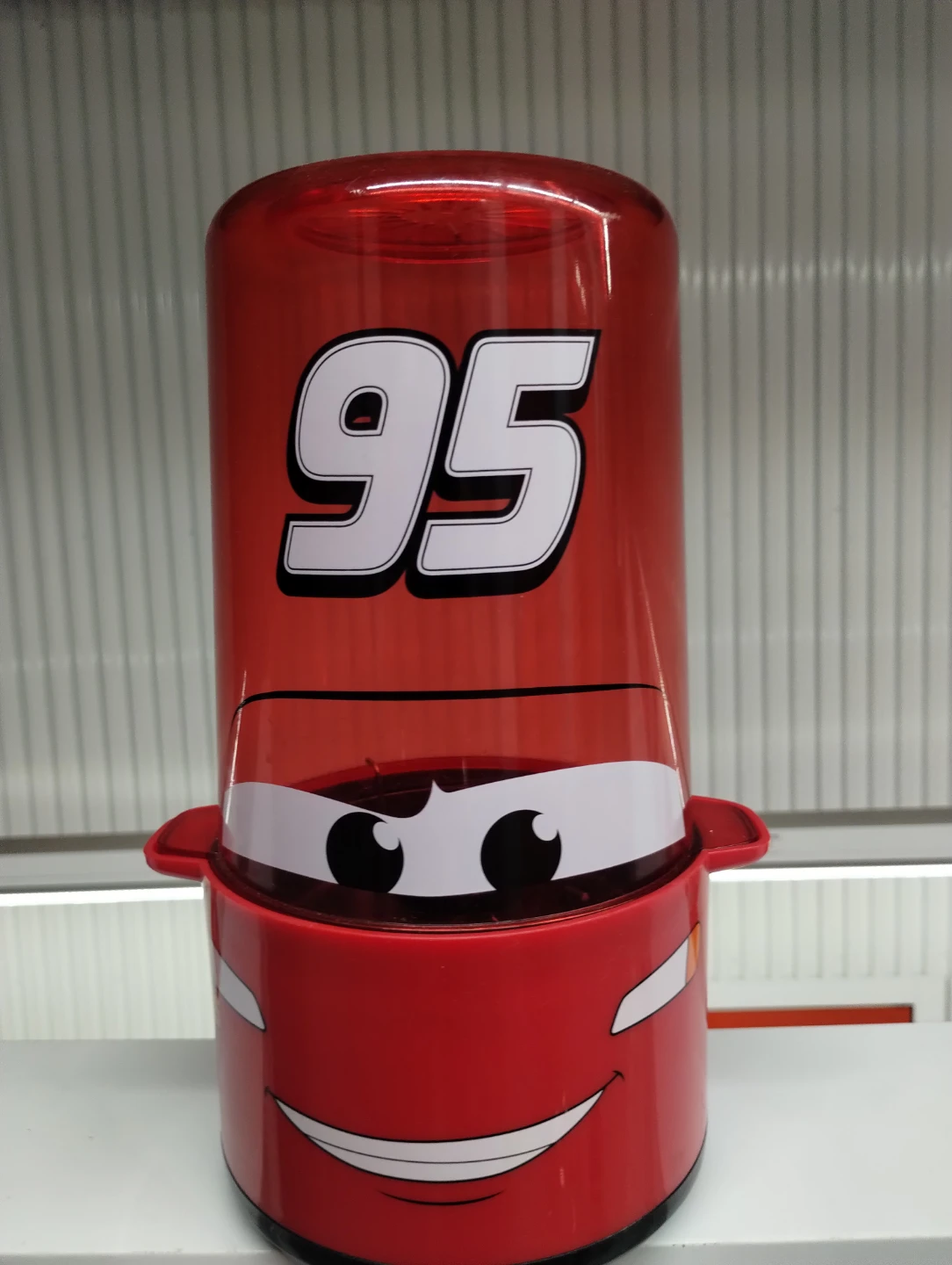 Disney Pixar Cars Lightning McQueen "95" Popcorn Maker - photo 4