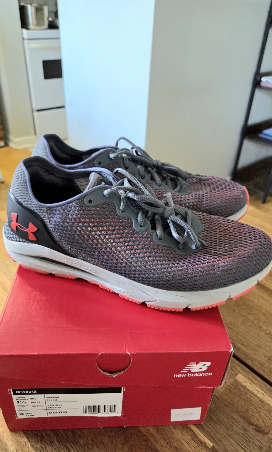 Running Shoes Man 9.5 – Used, Great Condition - photo 2